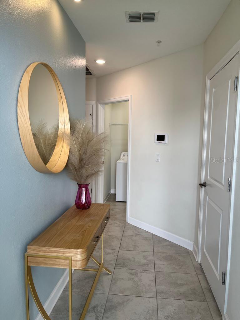 Casas a venda 3 - Jen Dantas 563 OCEAN COURSE AVENUE N/A