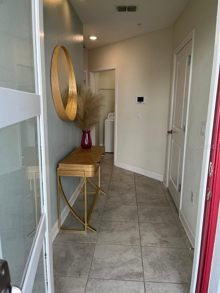 Casas a venda 2 - Jen Dantas 563 OCEAN COURSE AVENUE N/A