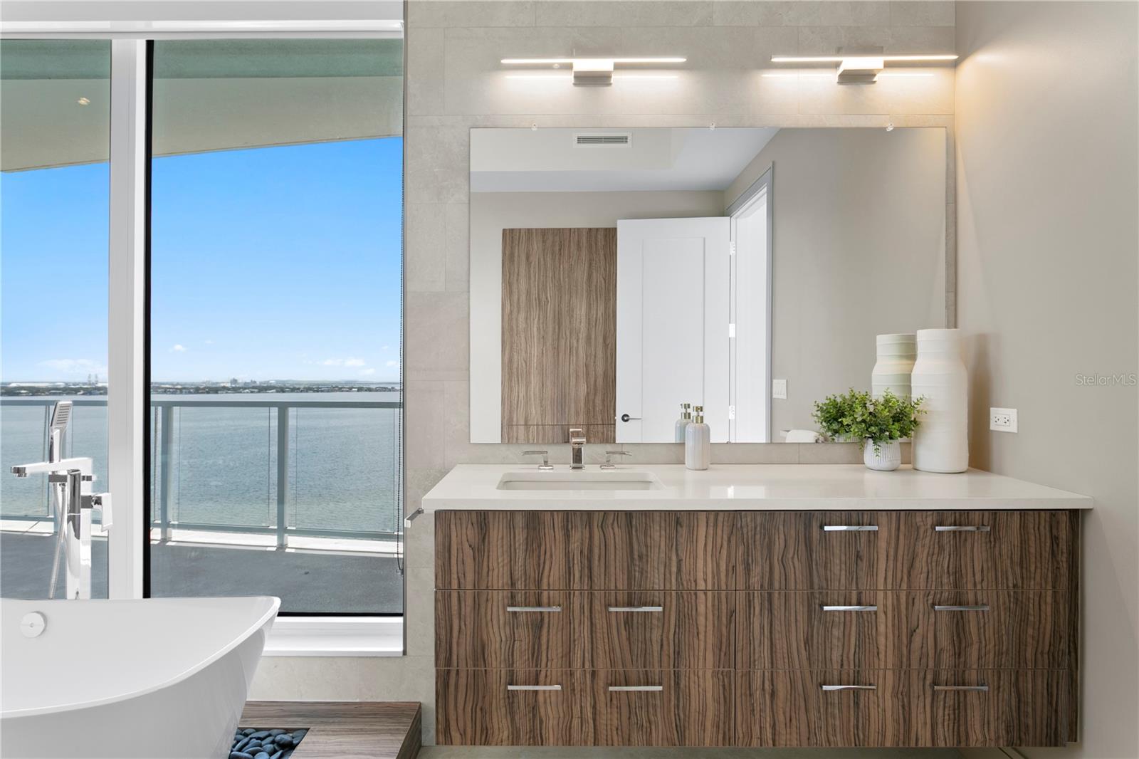 SANCTUARY/ALEXANDRA PLACE - Residential