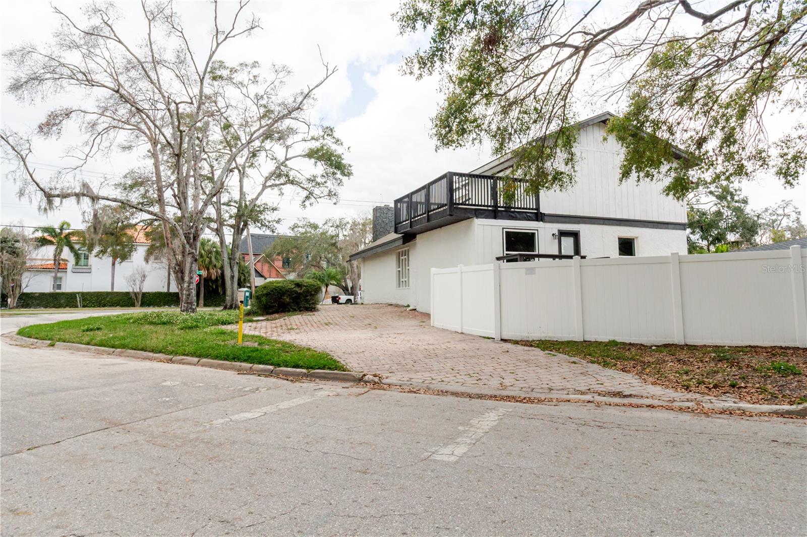 SUNSET PARK - Residential