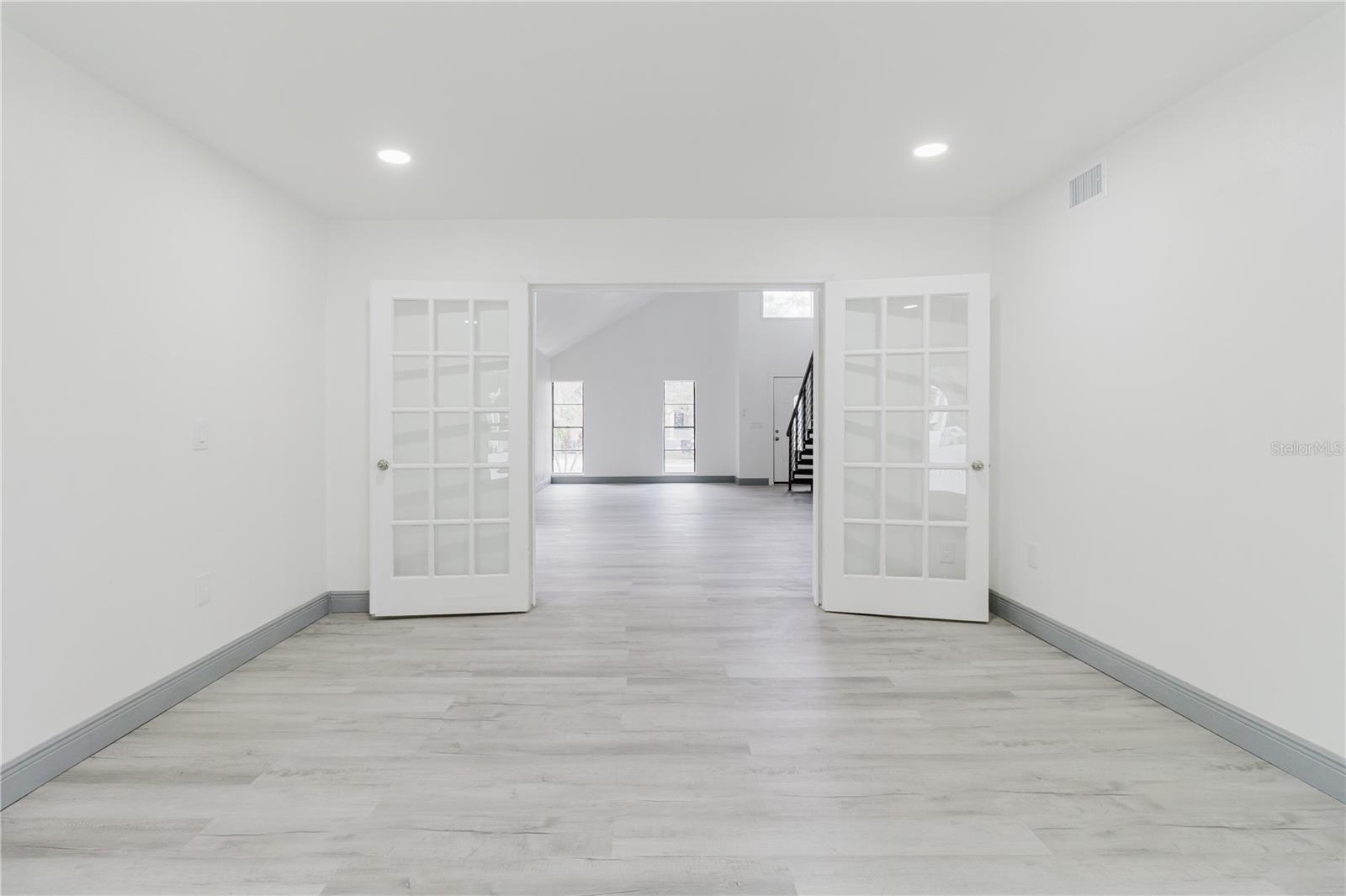 SUNSET PARK - Residential