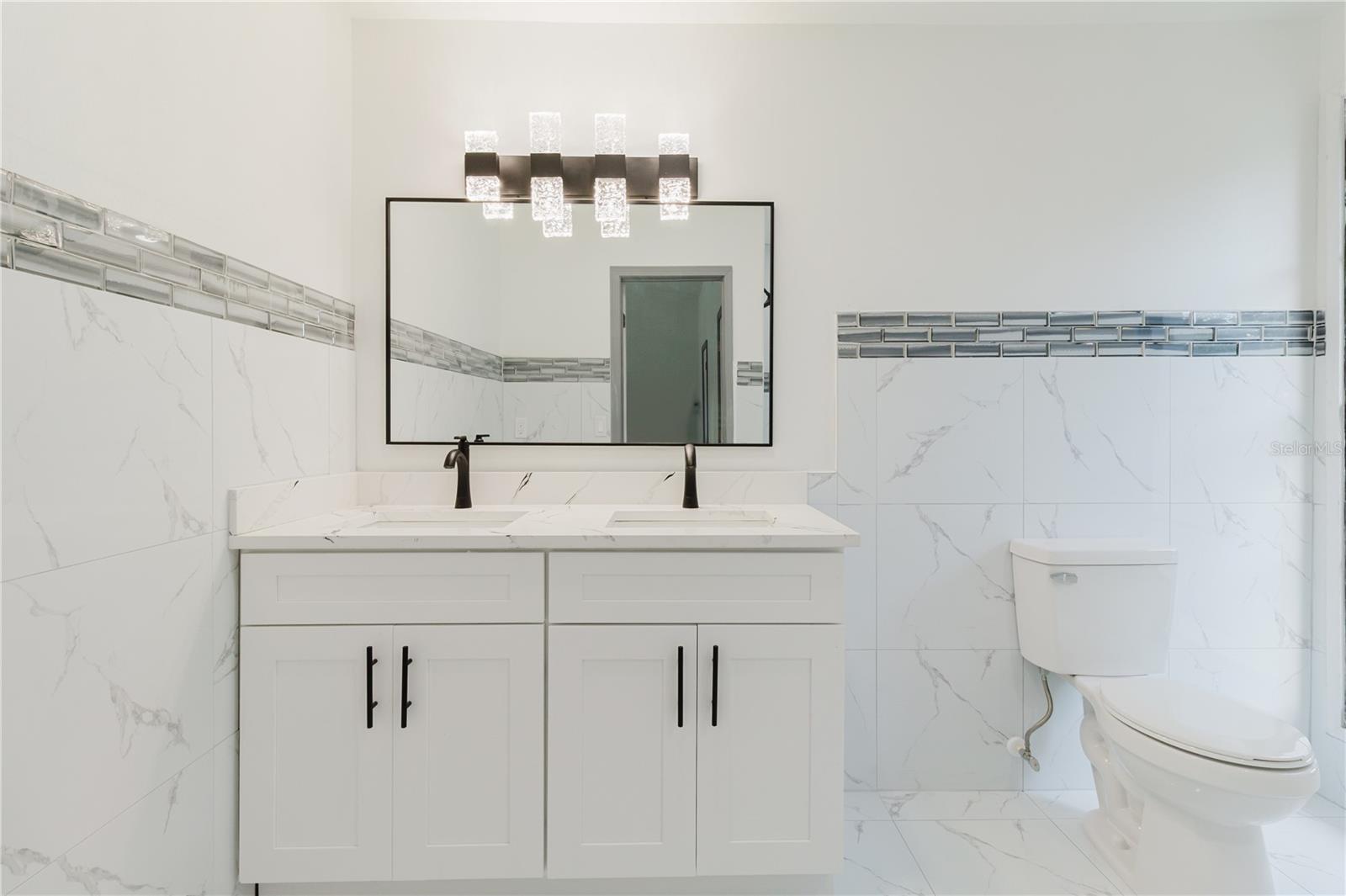 SUNSET PARK - Residential