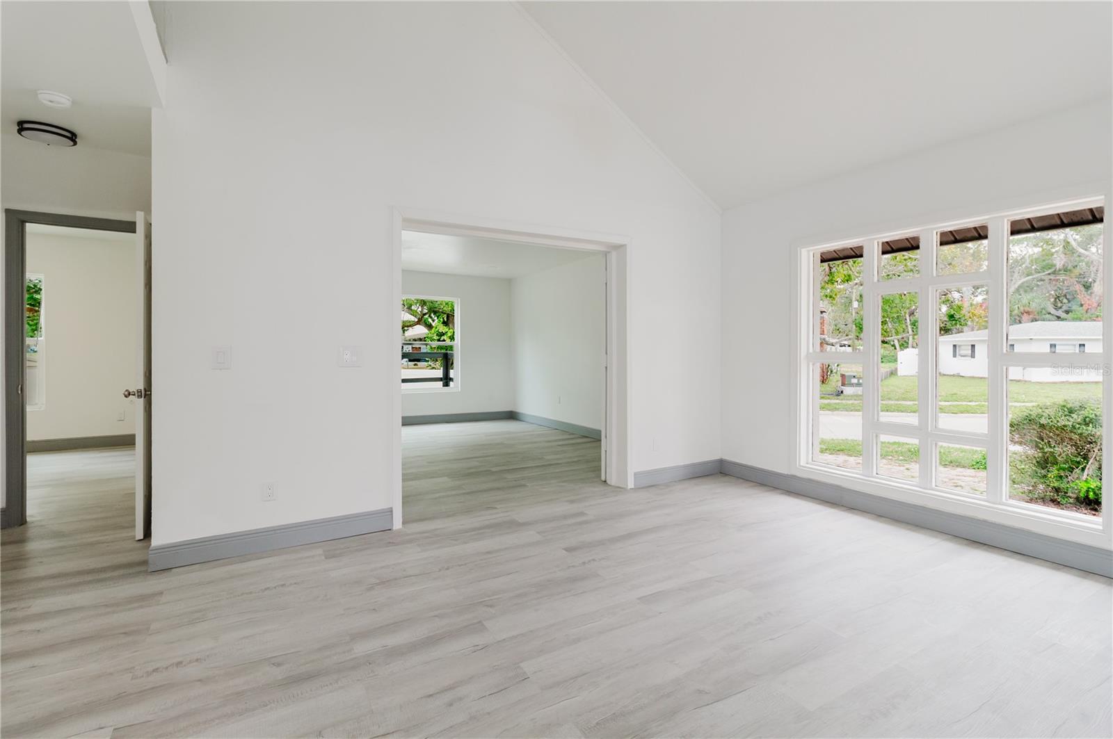 SUNSET PARK - Residential