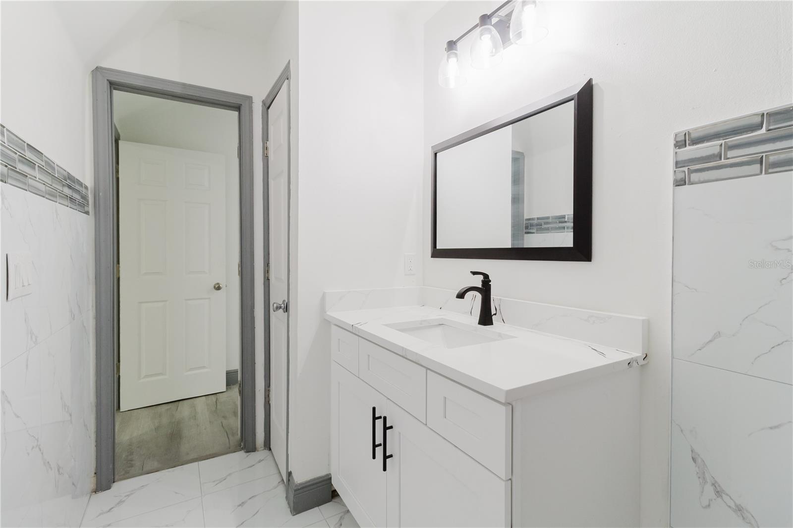 SUNSET PARK - Residential