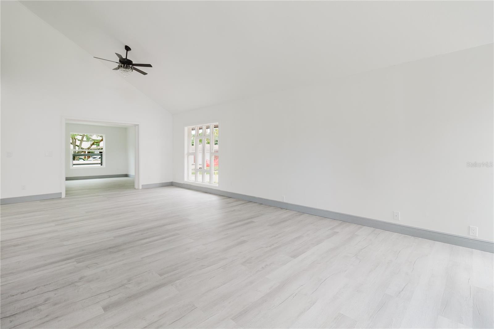 SUNSET PARK - Residential