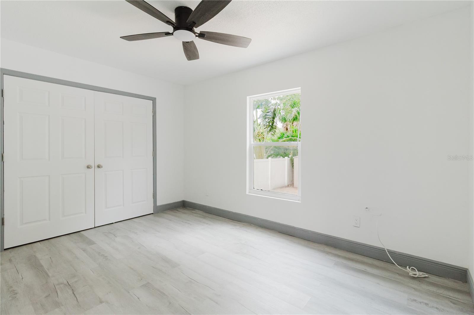 SUNSET PARK - Residential