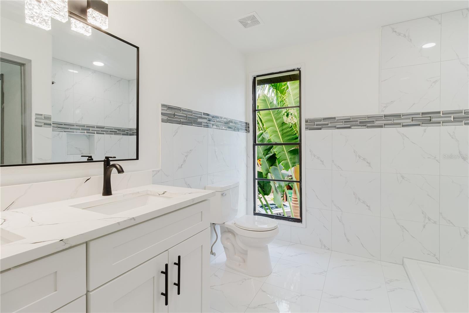 SUNSET PARK - Residential