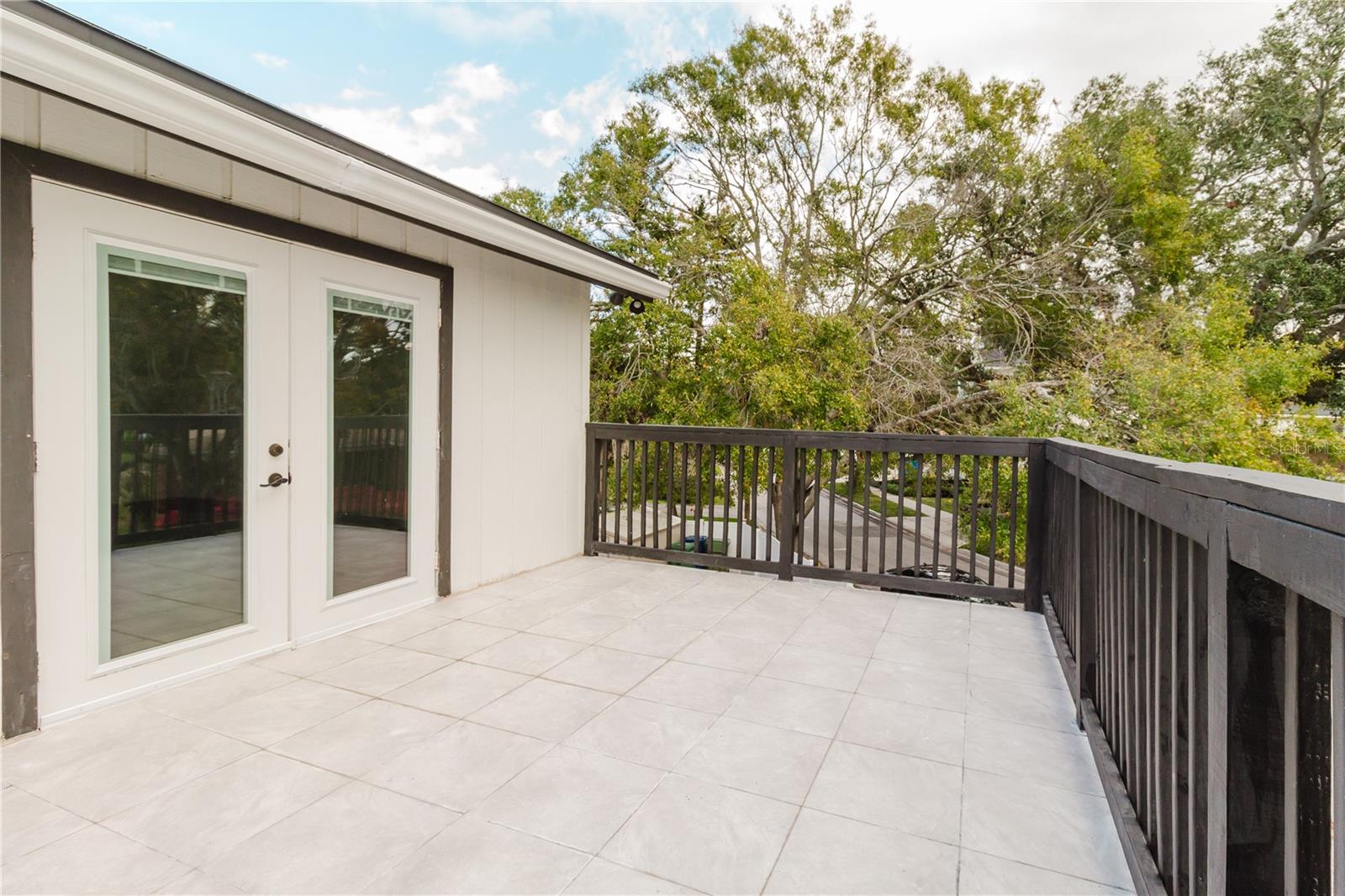 SUNSET PARK - Residential