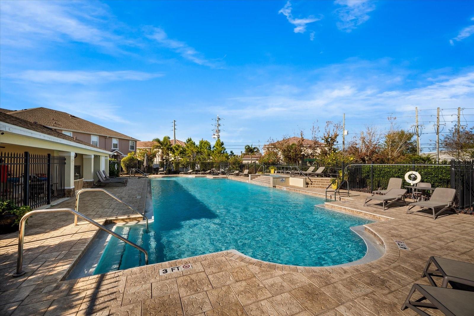 BAY BREEZE COVE - Residential