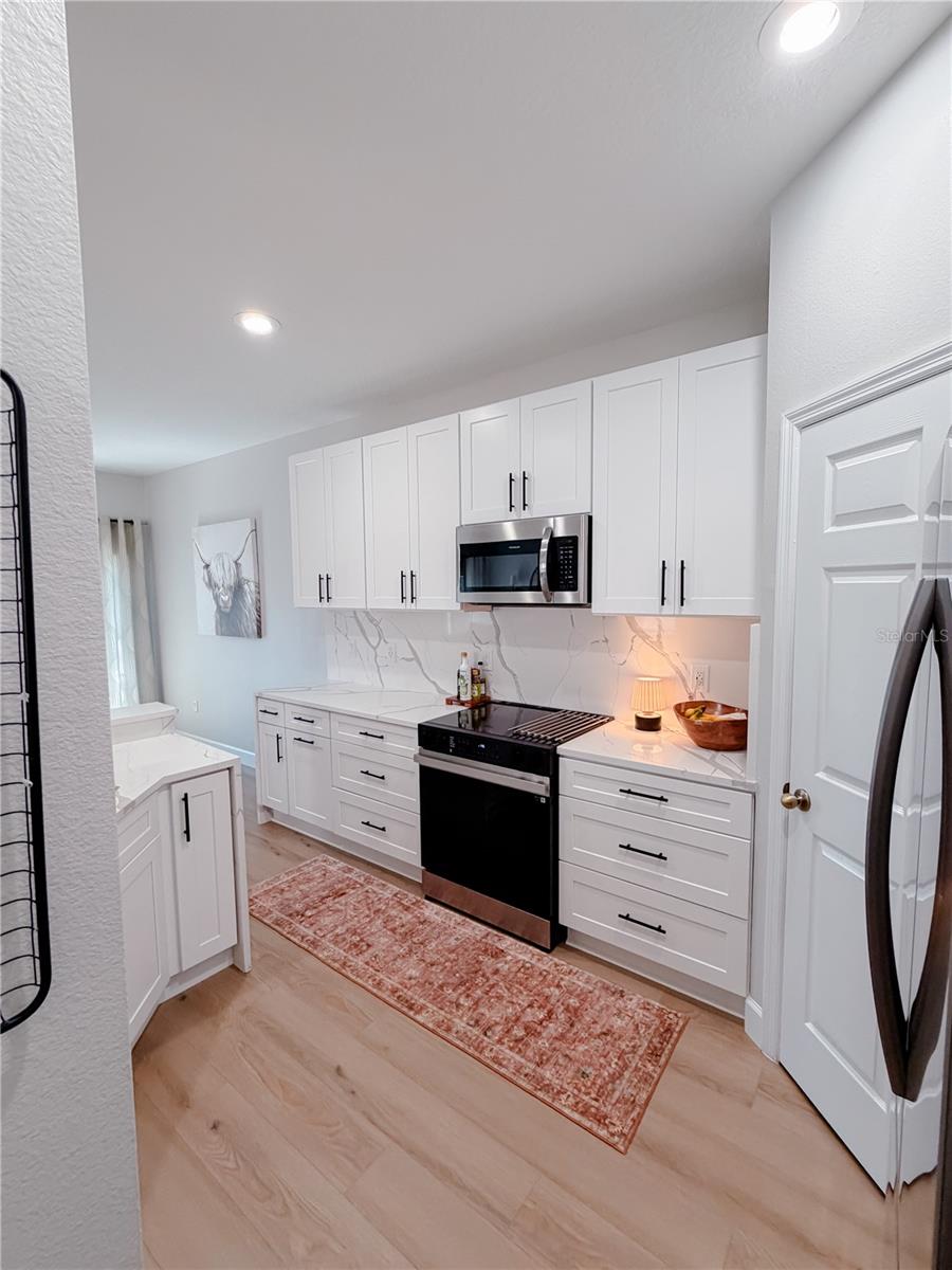 BAY BREEZE COVE - Residential