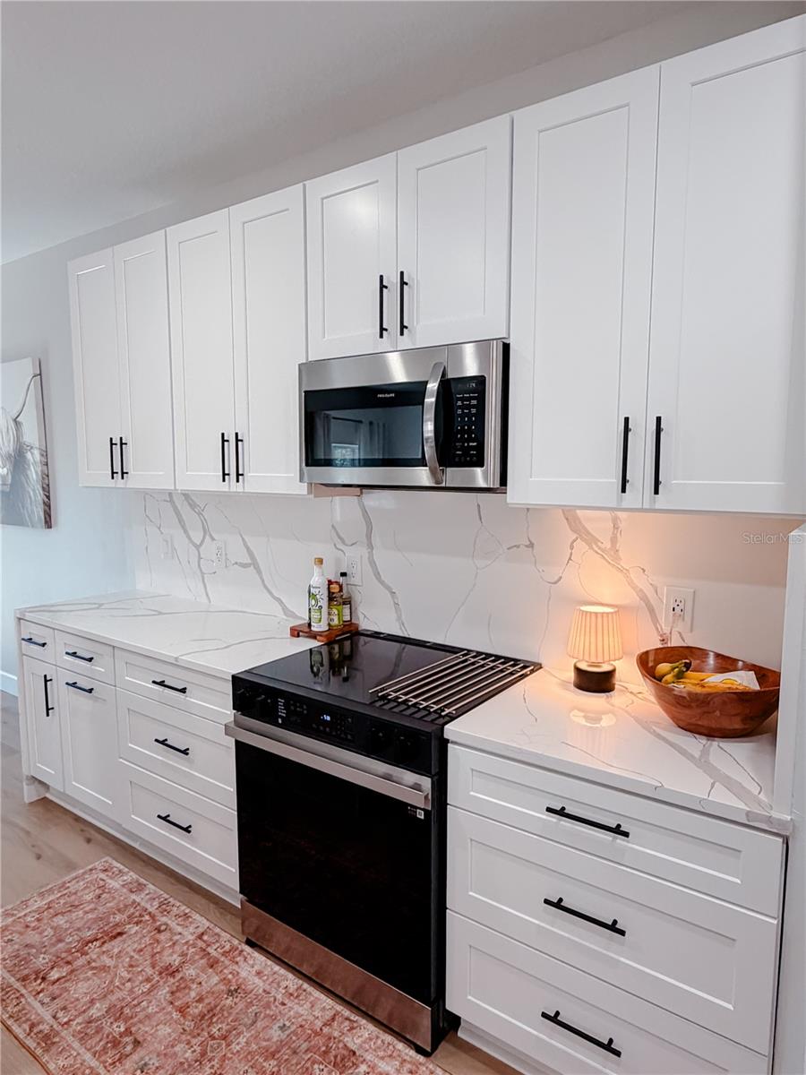 BAY BREEZE COVE - Residential