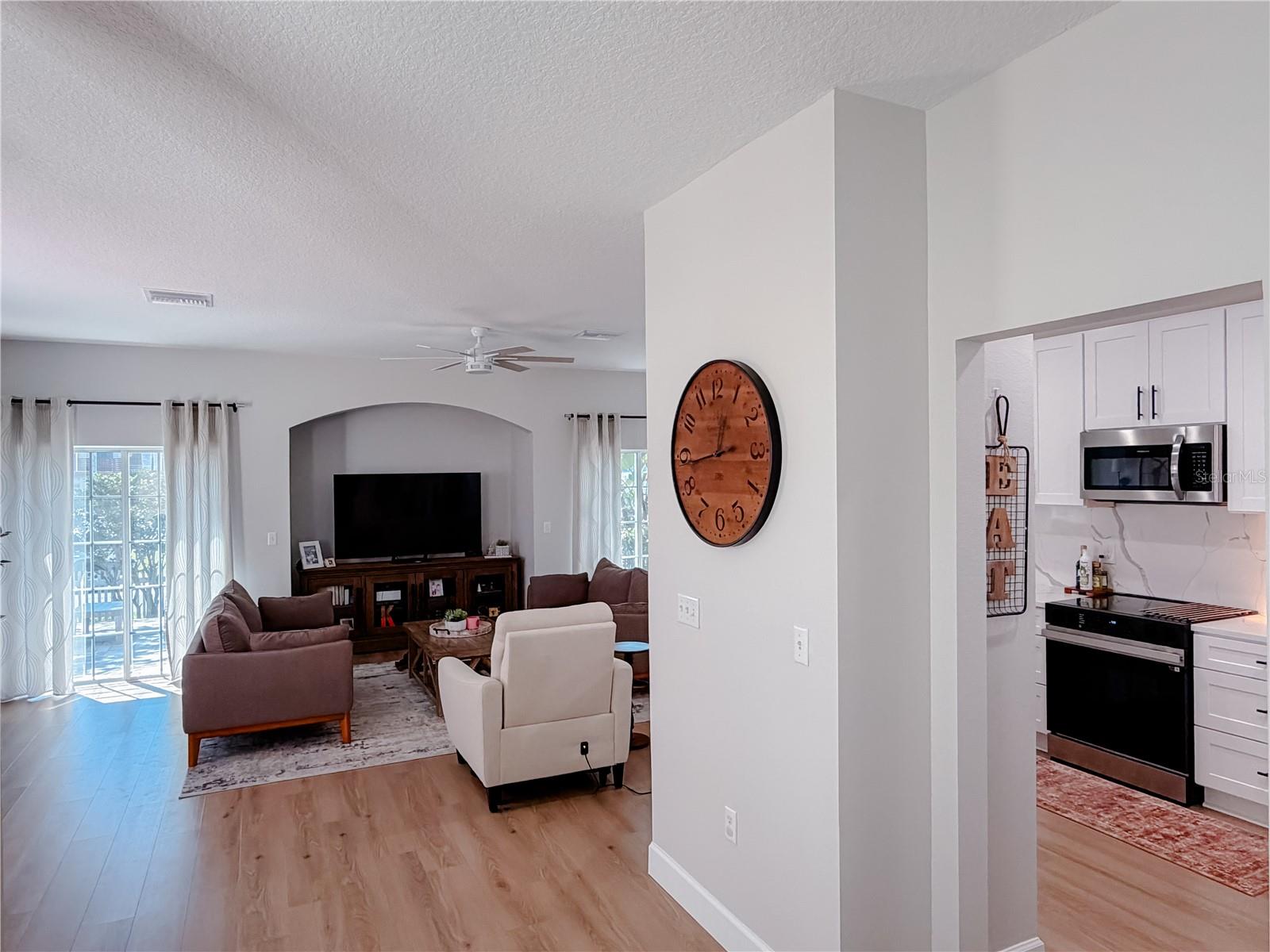 BAY BREEZE COVE - Residential