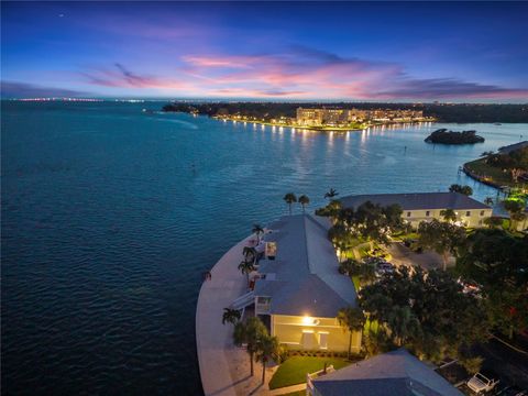 Photo of 5260 Coquina Key Drive SE #C, St Petersburg, FL 33705 (MLS # TB8386348)