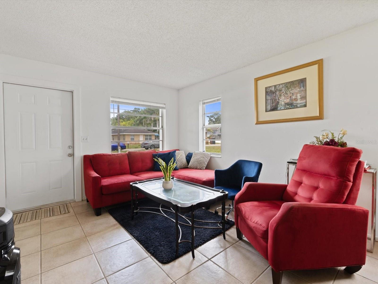 CRESTLINE - Residential Income