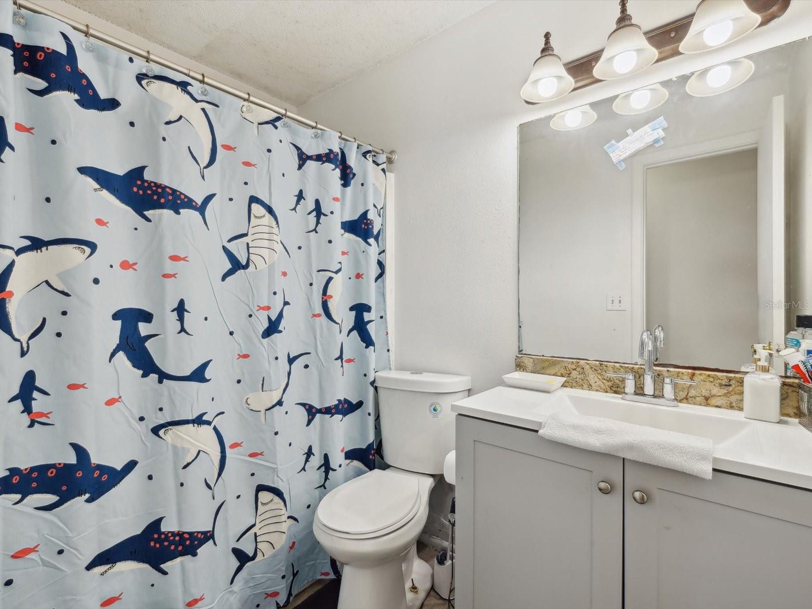 CRESTLINE - Residential Income