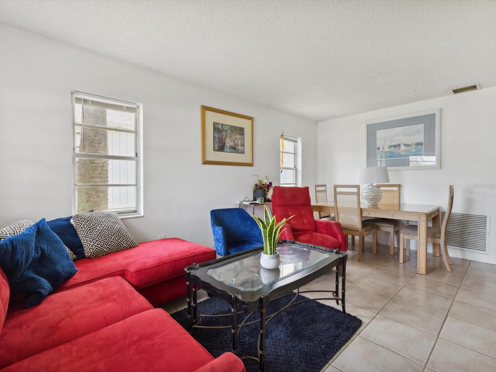 CRESTLINE - Residential Income