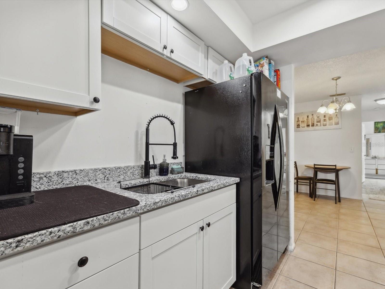 CRESTLINE - Residential Income