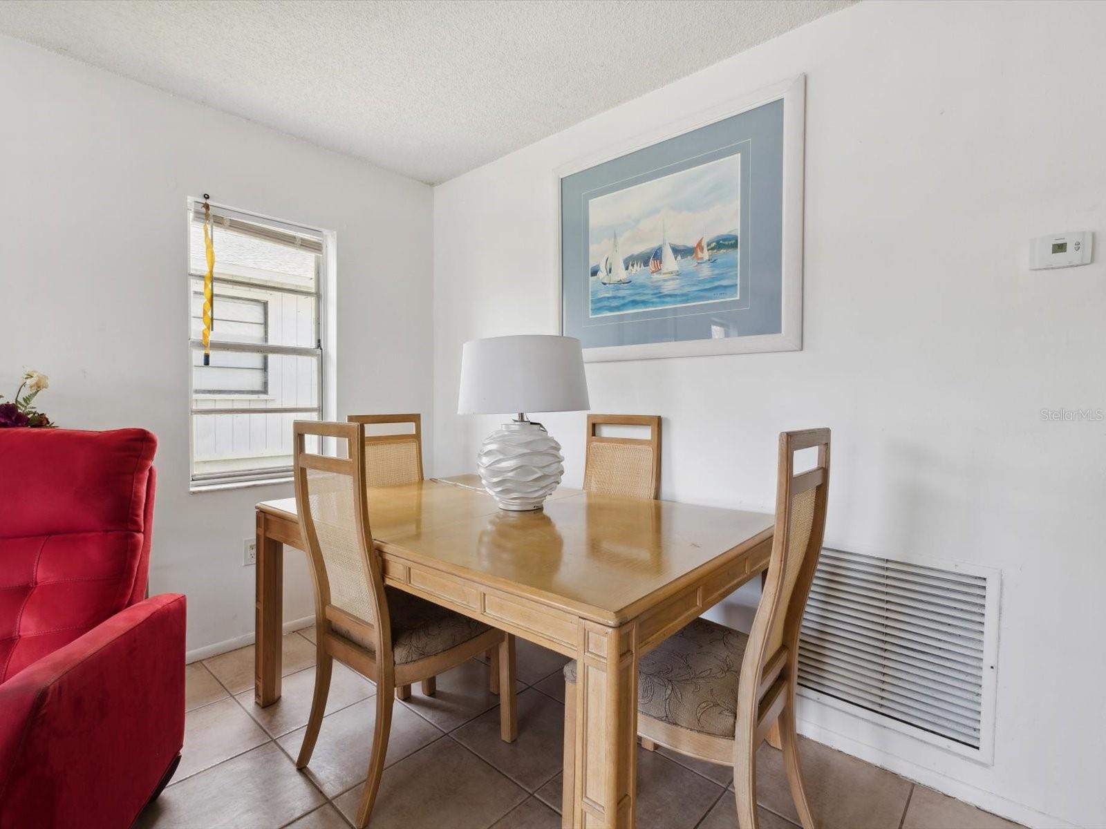 CRESTLINE - Residential Income