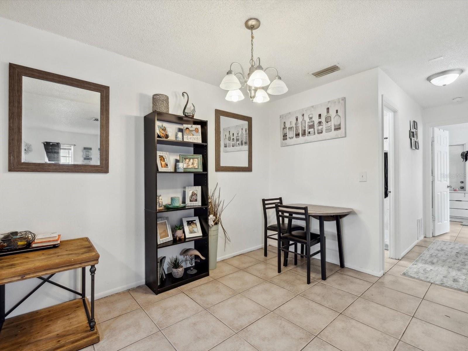 CRESTLINE - Residential Income