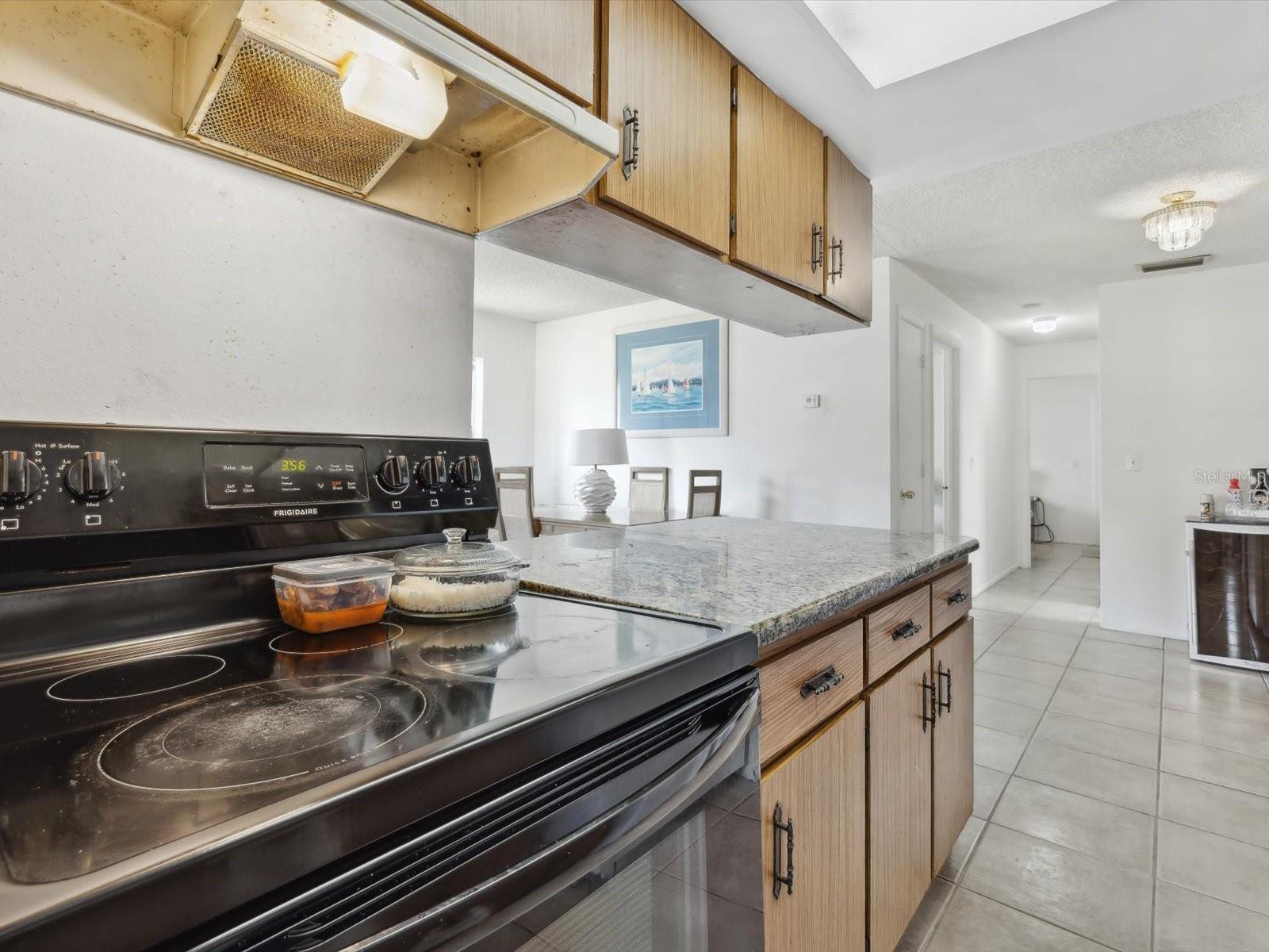 CRESTLINE - Residential Income