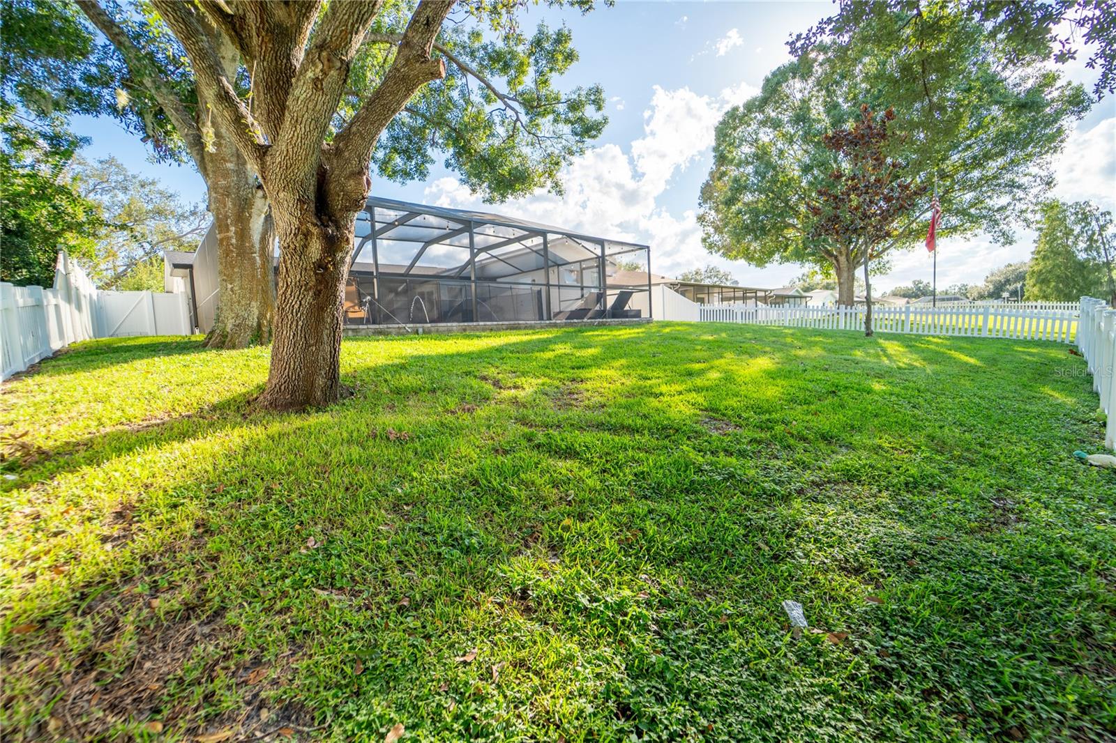 LAKEVIEW VILLAGE SEC C UNI - Residential