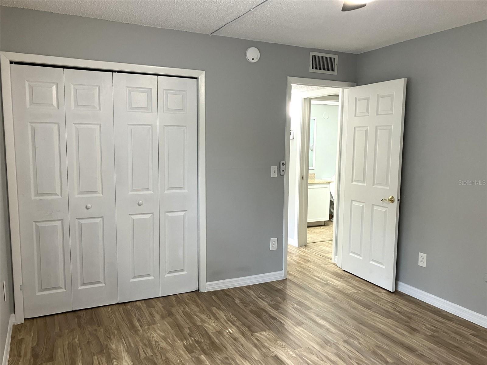 RAINTREE VILLAGE CONDO N - Residential Lease