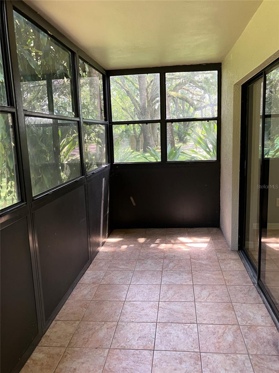 RAINTREE VILLAGE CONDO N - Residential Lease