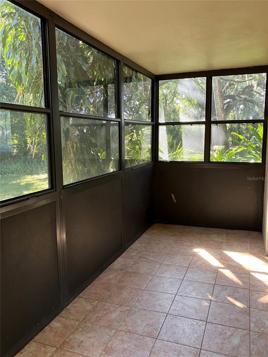 RAINTREE VILLAGE CONDO N - Residential Lease