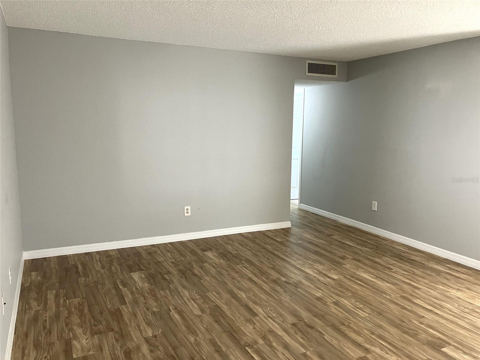 RAINTREE VILLAGE CONDO N - Residential Lease