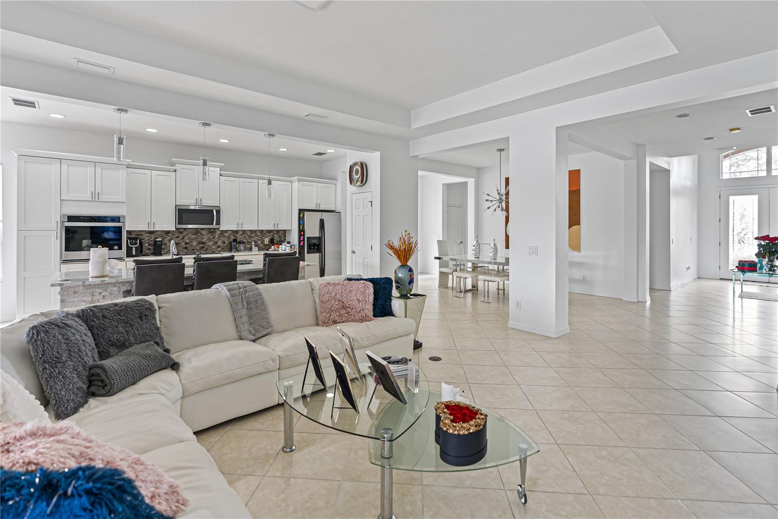 PALMA SOLA TRACE - Residential Lease