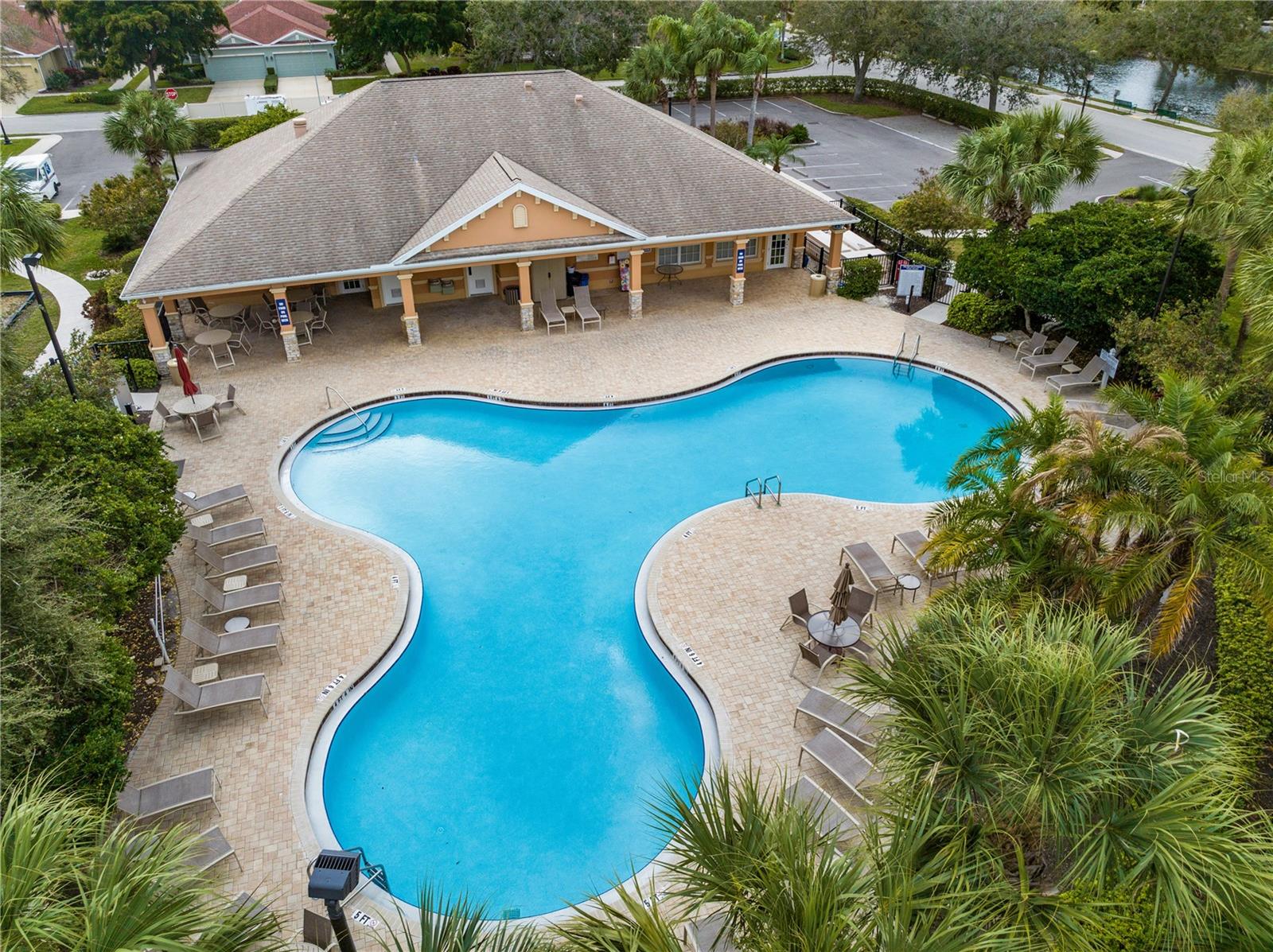 PALMA SOLA TRACE - Residential Lease