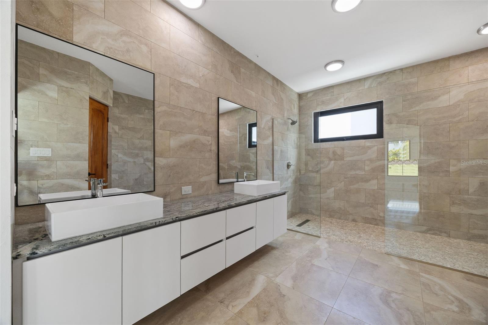 HACIENDAS EL MOLINO - Residential