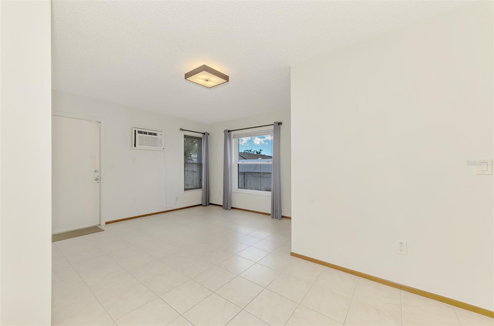 SOUTH GATE RIDGE 03 - Residential