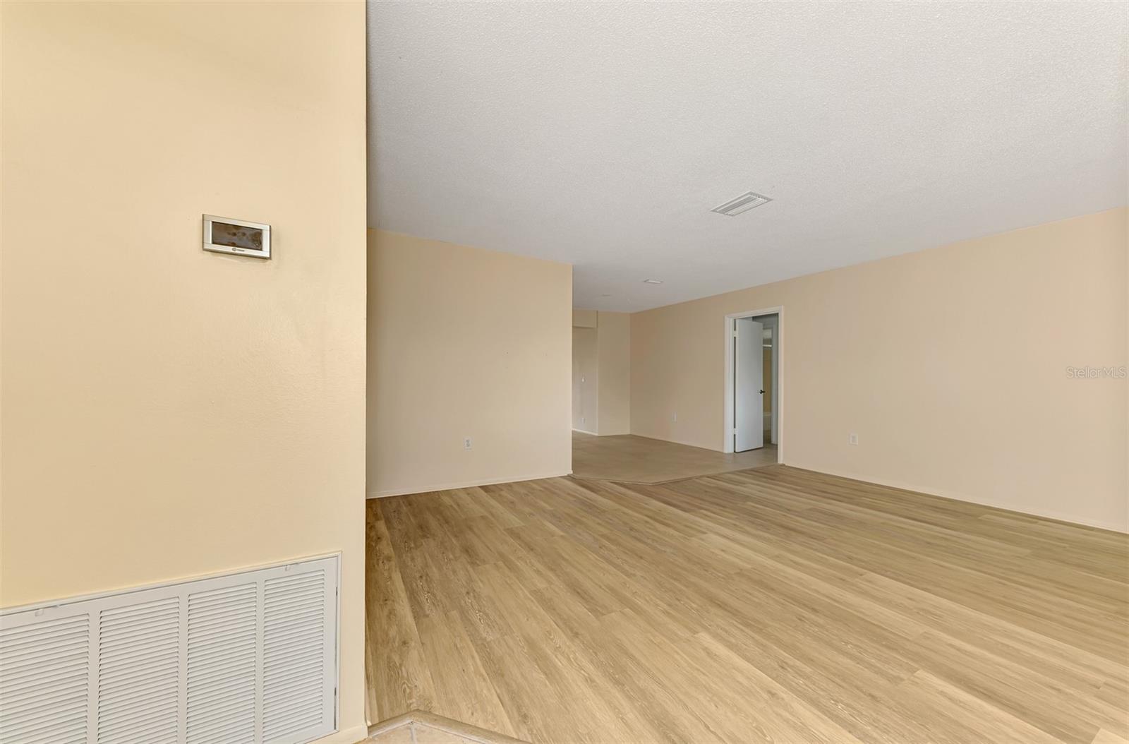 SOUTH GATE RIDGE 03 - Residential