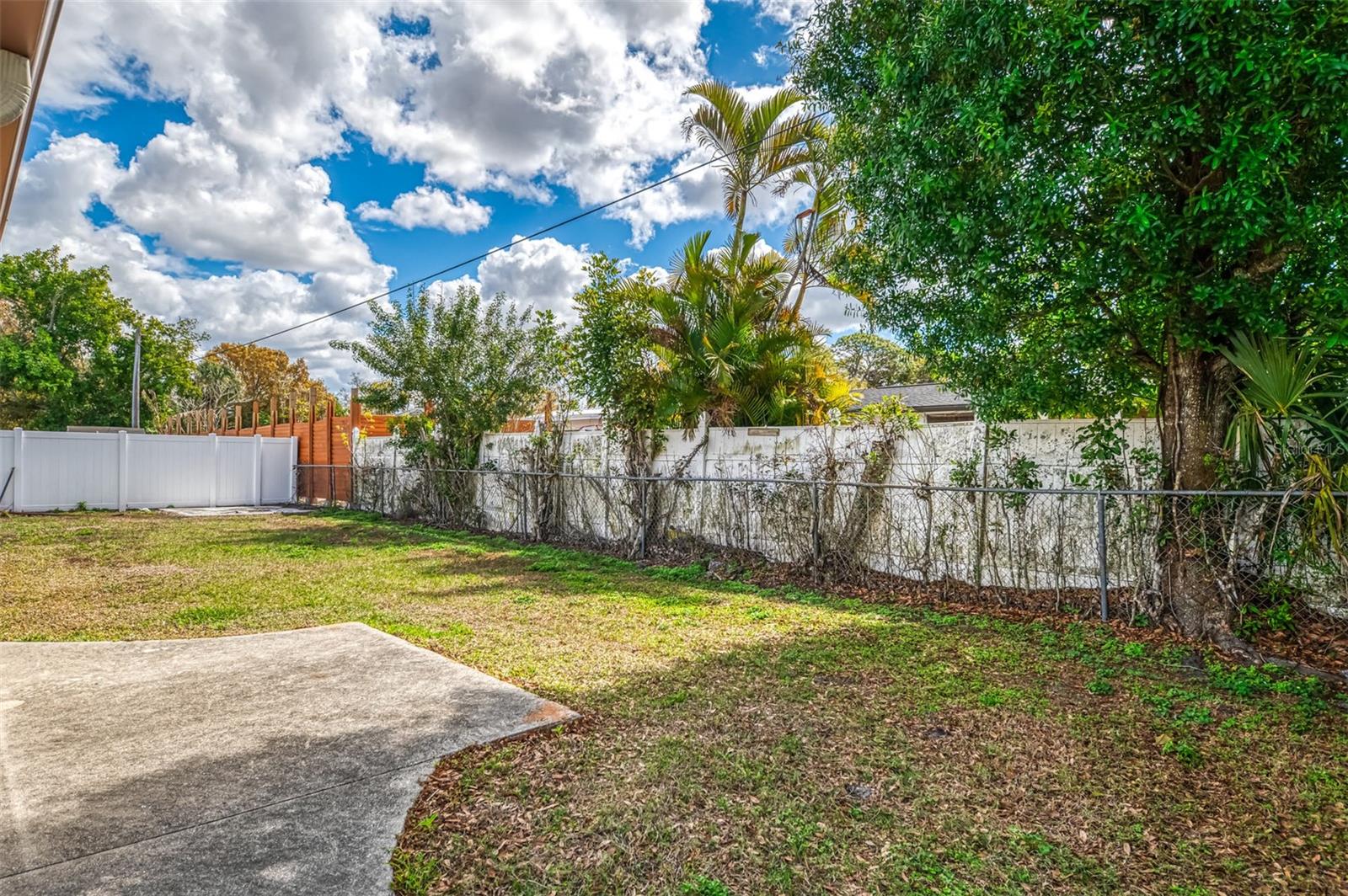 SOUTH GATE RIDGE 03 - Residential