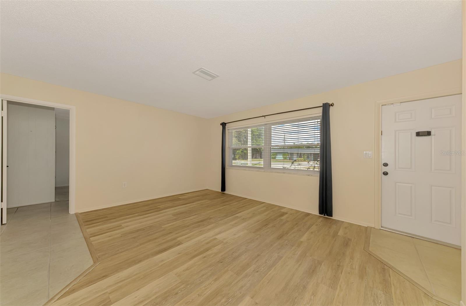 SOUTH GATE RIDGE 03 - Residential