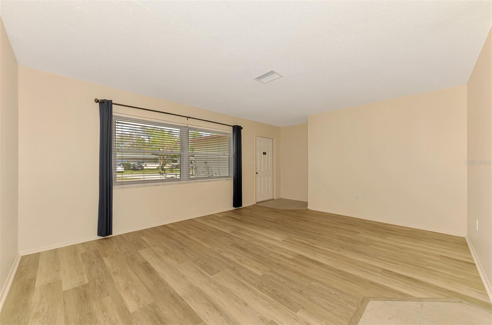 SOUTH GATE RIDGE 03 - Residential