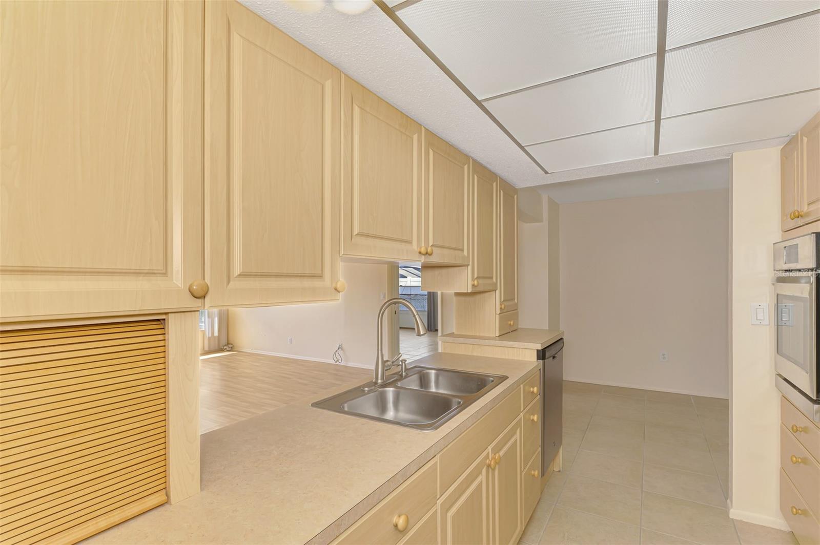 SOUTH GATE RIDGE 03 - Residential