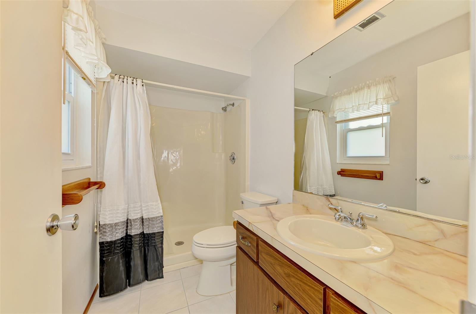 SOUTH GATE RIDGE 03 - Residential