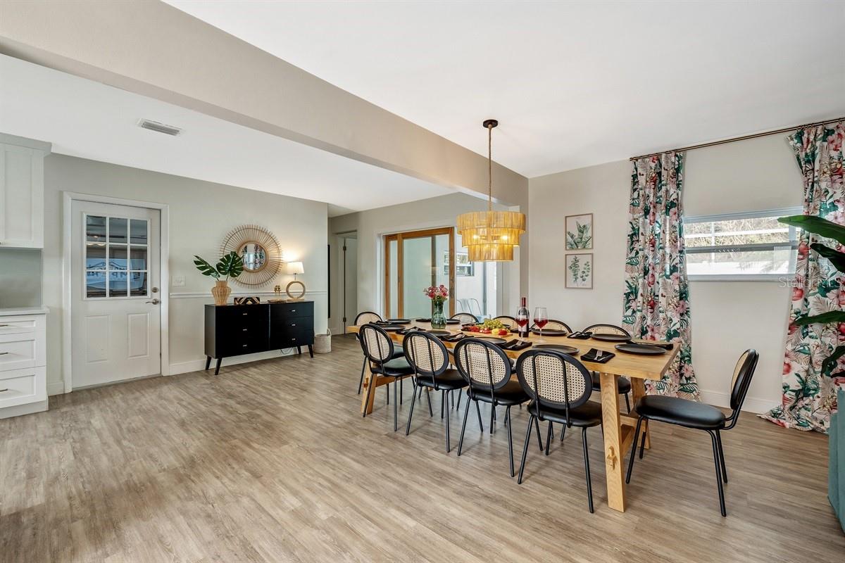 EMERALD HILL ESTATES - Residential