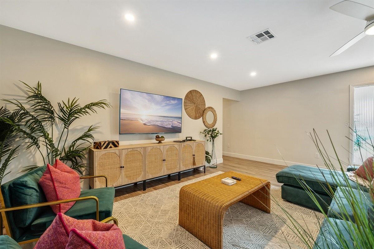 EMERALD HILL ESTATES - Residential