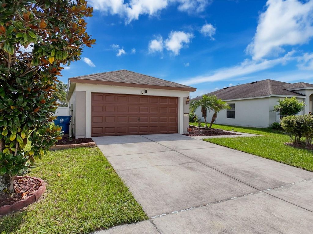 Photo of 1072 Hill Flower Drive, Brooksville, FL 34604 (MLS # C7514608)