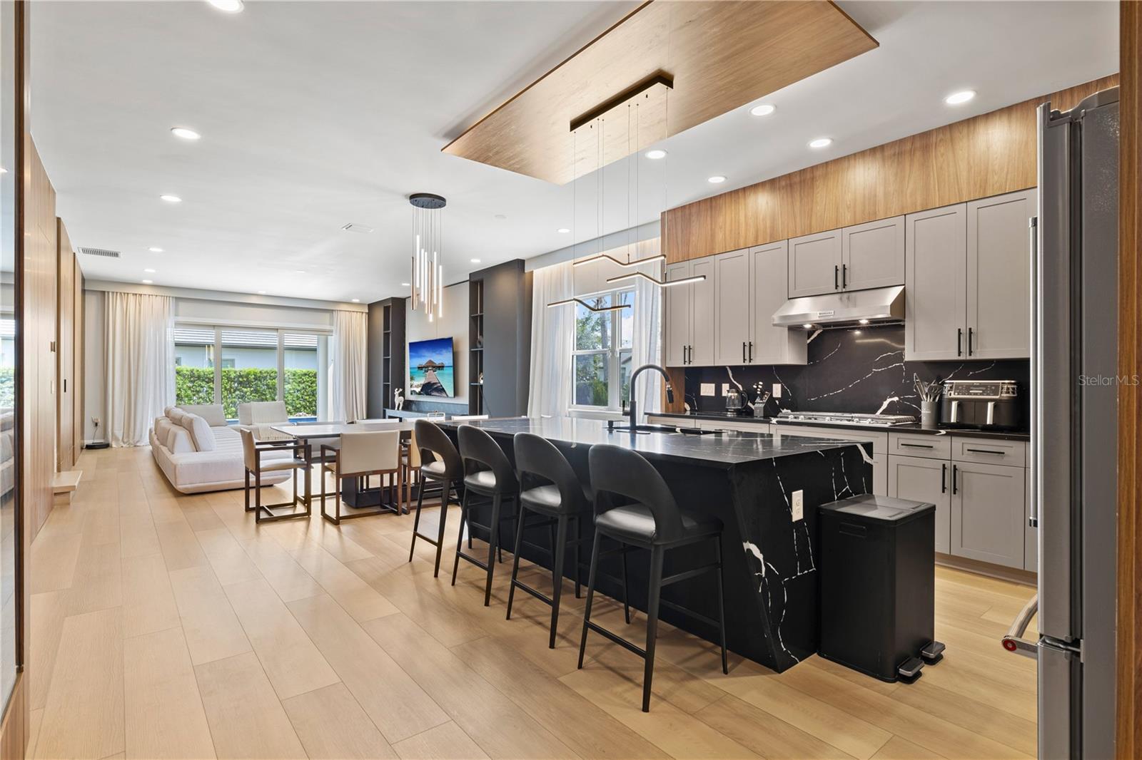 ROYAL CYPRESS PRESERVE - Residential