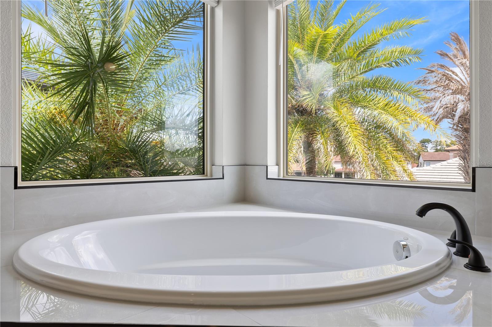 ROYAL CYPRESS PRESERVE - Residential