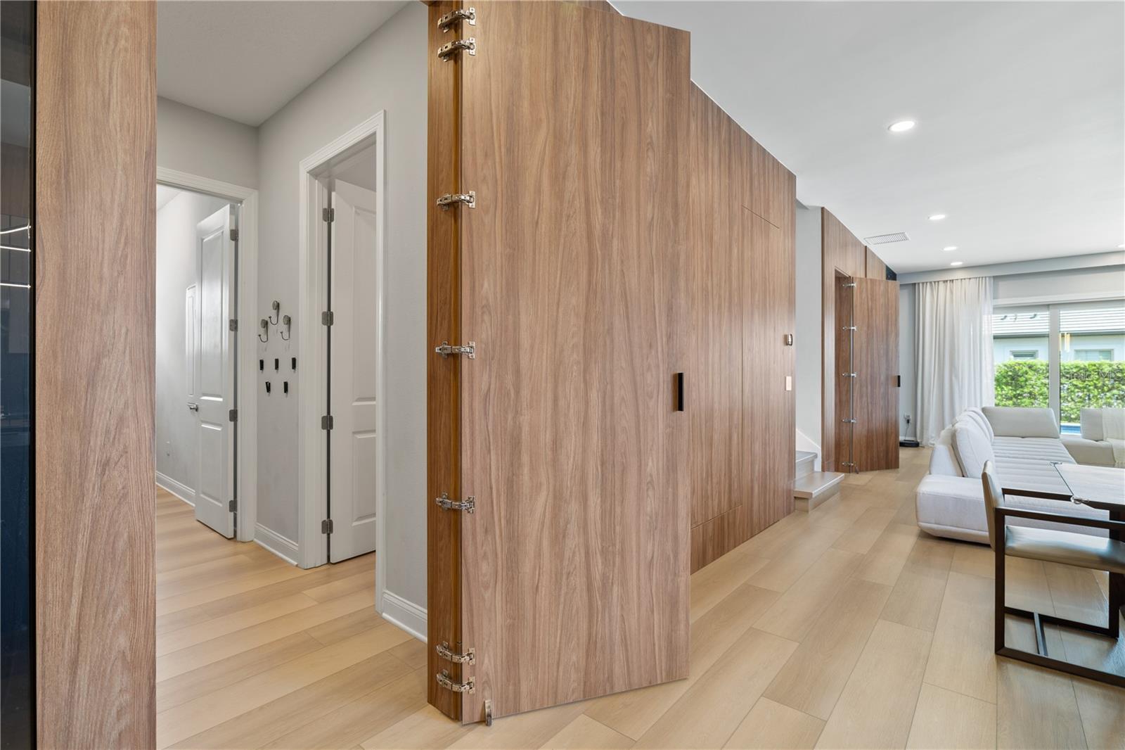 ROYAL CYPRESS PRESERVE - Residential