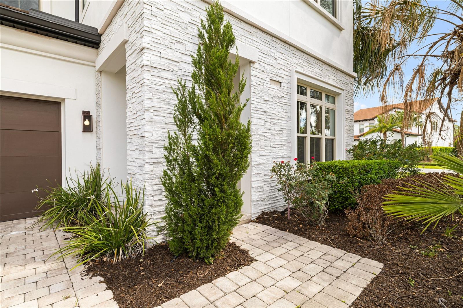 10829 ROYAL CYPRESS WAY