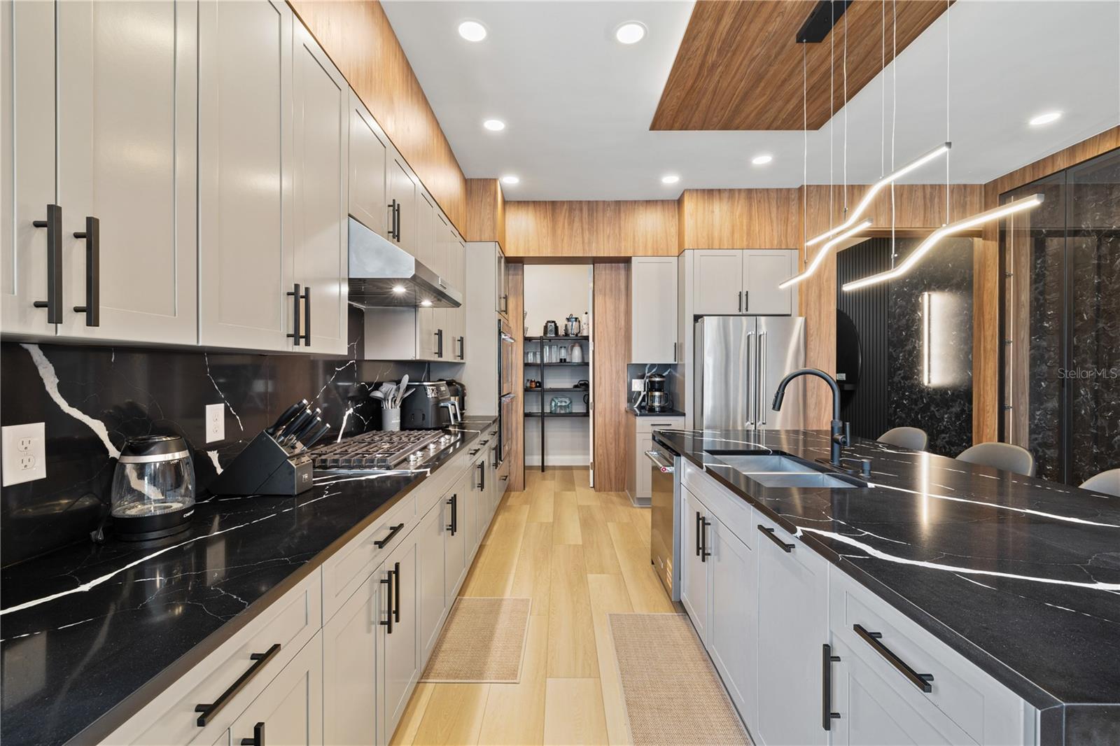 ROYAL CYPRESS PRESERVE - Residential