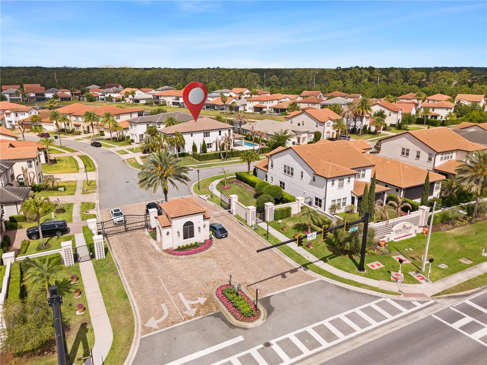 ROYAL CYPRESS PRESERVE - Residential