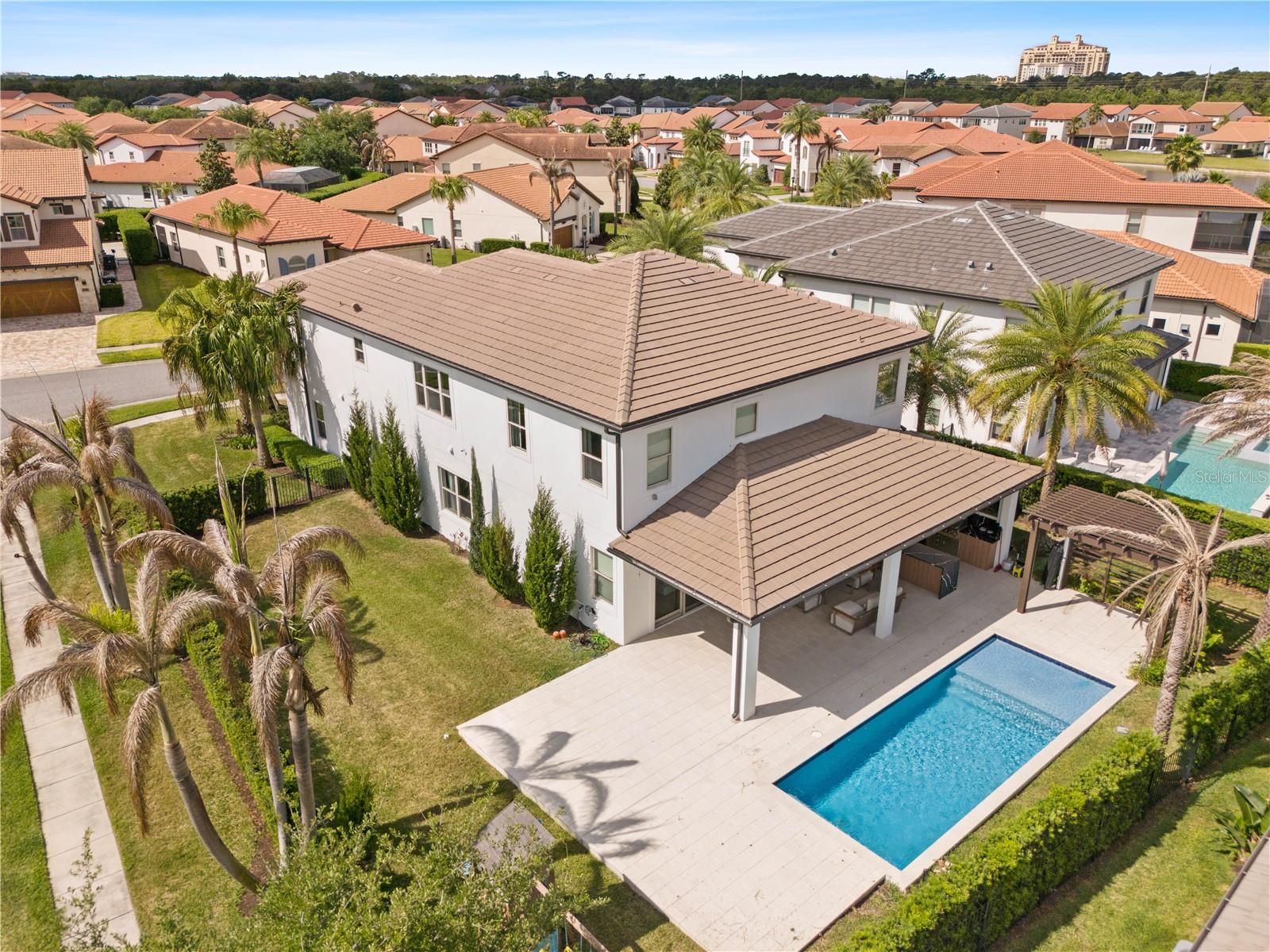 ROYAL CYPRESS PRESERVE - Residential