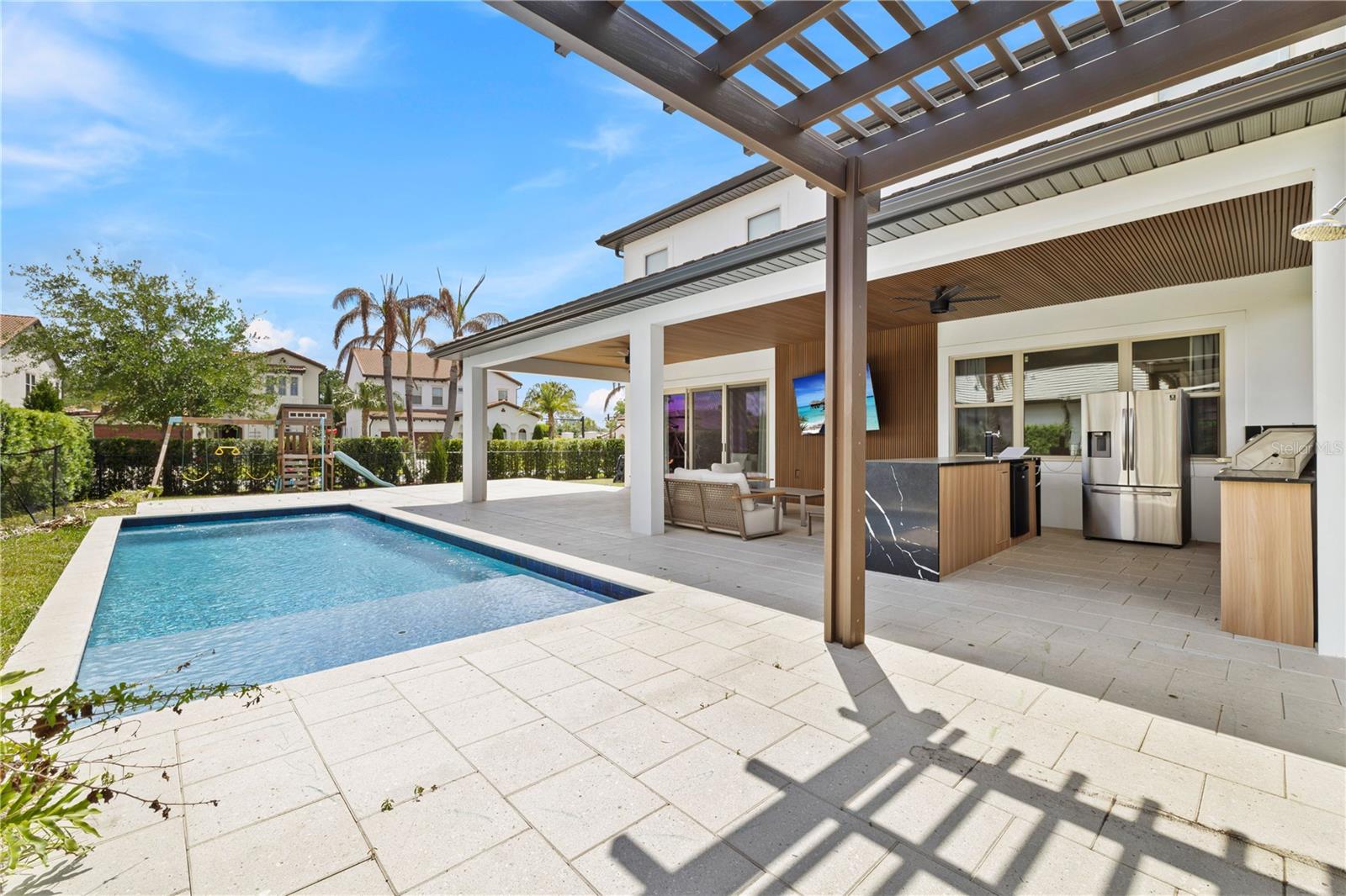 ROYAL CYPRESS PRESERVE - Residential
